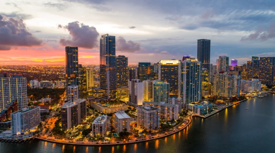 Best Places to Visit in October in the USA – Top Picks